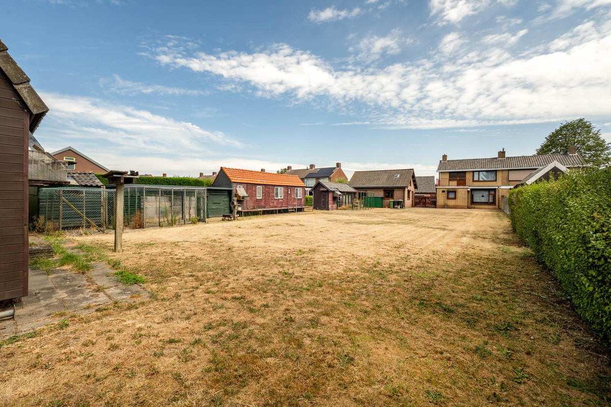 Twee-onder-één-kap te koop: Pr Hendrikstraat 43, Hoogerheide