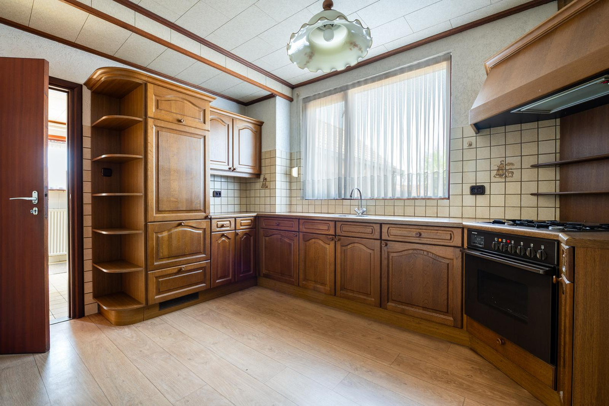 Twee-onder-één-kap te koop: Pr Hendrikstraat 43, Hoogerheide