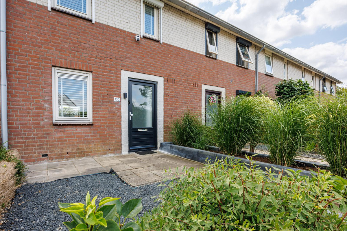 Tussenwoning te koop: Bieskamp 100, Druten