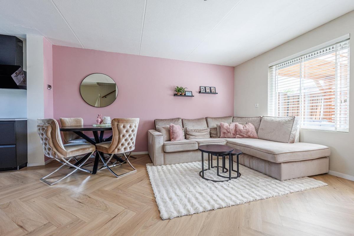 Tussenwoning te koop: Bieskamp 100, Druten