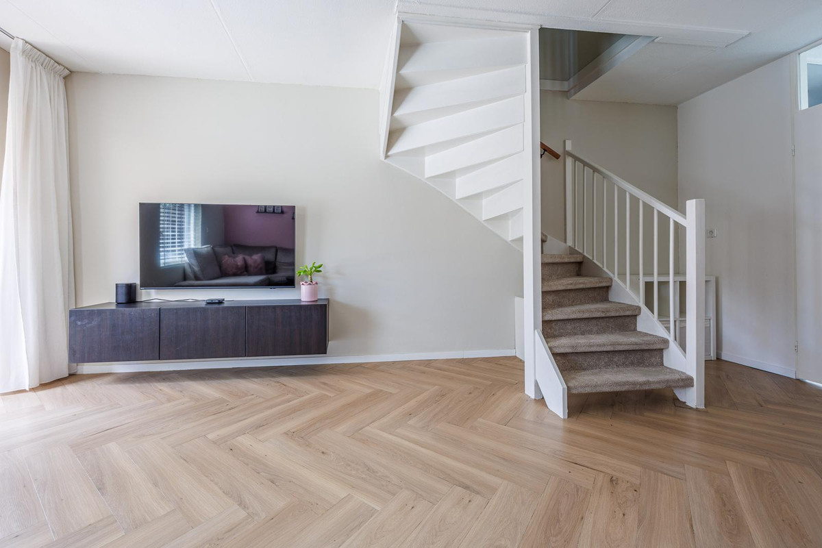 Tussenwoning te koop: Bieskamp 100, Druten