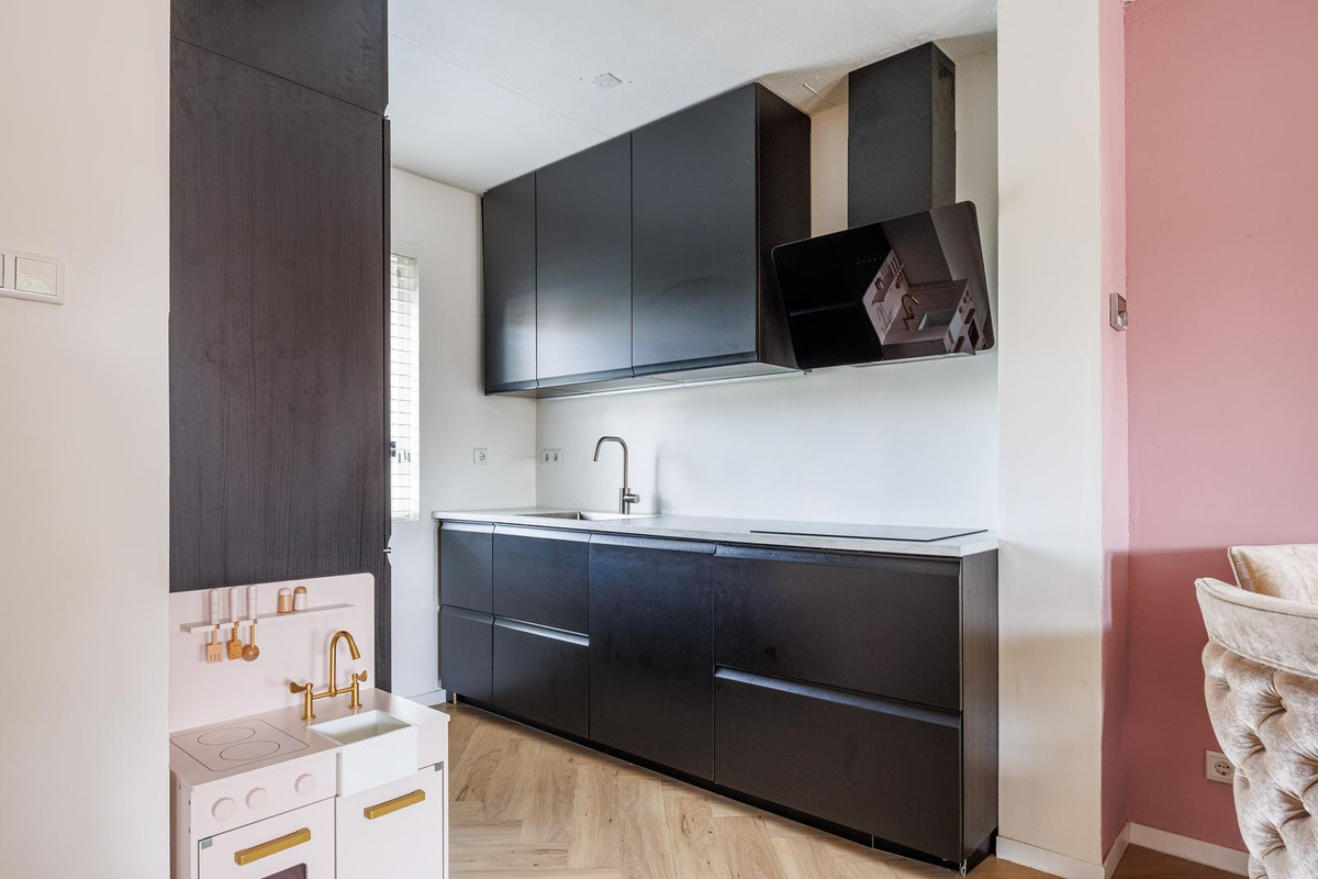 Tussenwoning te koop: Bieskamp 100, Druten