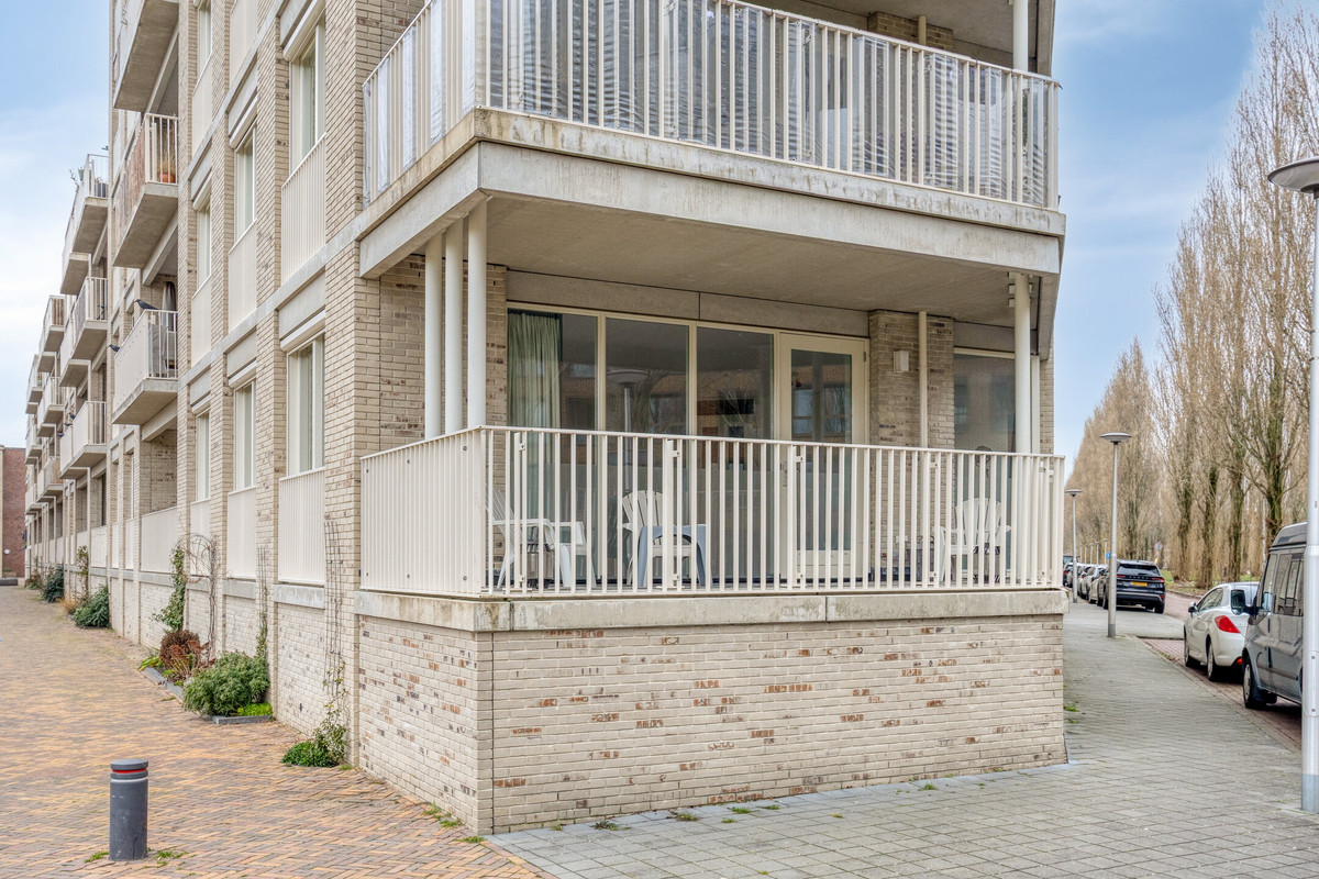 Appartement te koop: Bing Crosbypad 10, Utrecht