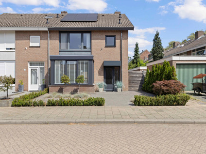 Van Hushovenstraat 3