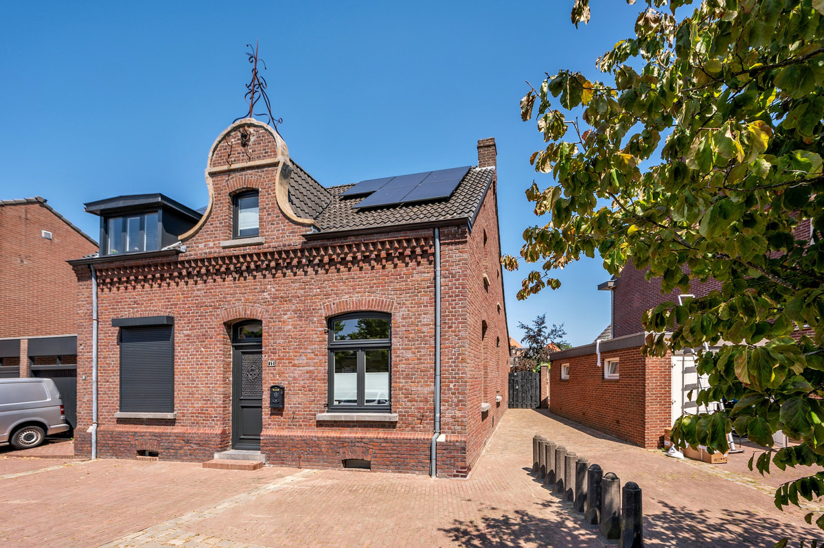 Hoekwoning te koop: Koninginneplein 13, Belfeld