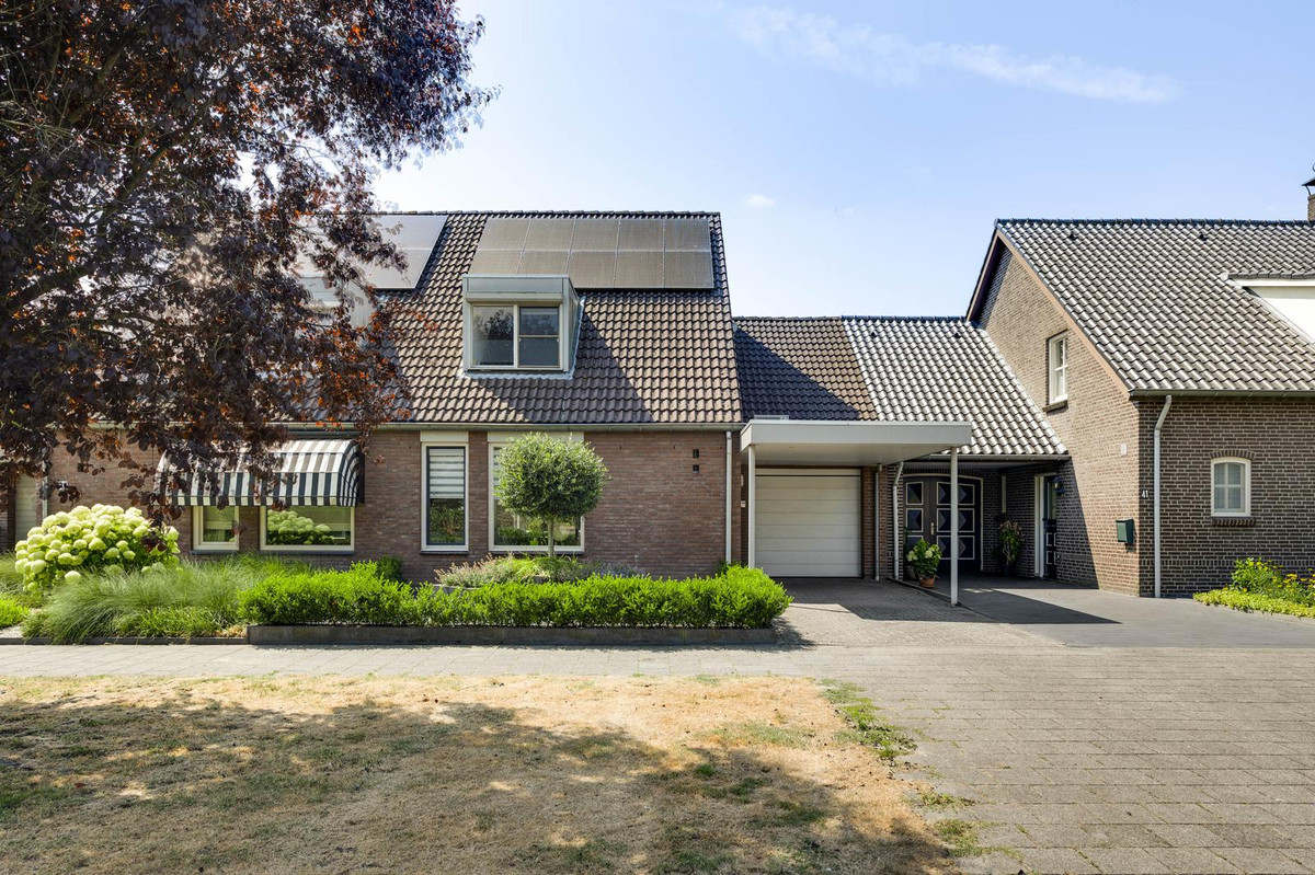 Tussenwoning te koop: Meeuwenstraat 39, Ospel