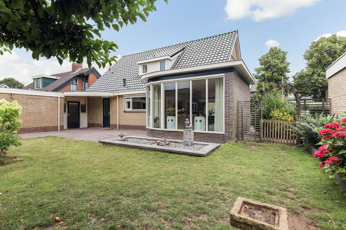 Vrijstaande woning te koop: Blauhússtrjitte 14, Damwâld