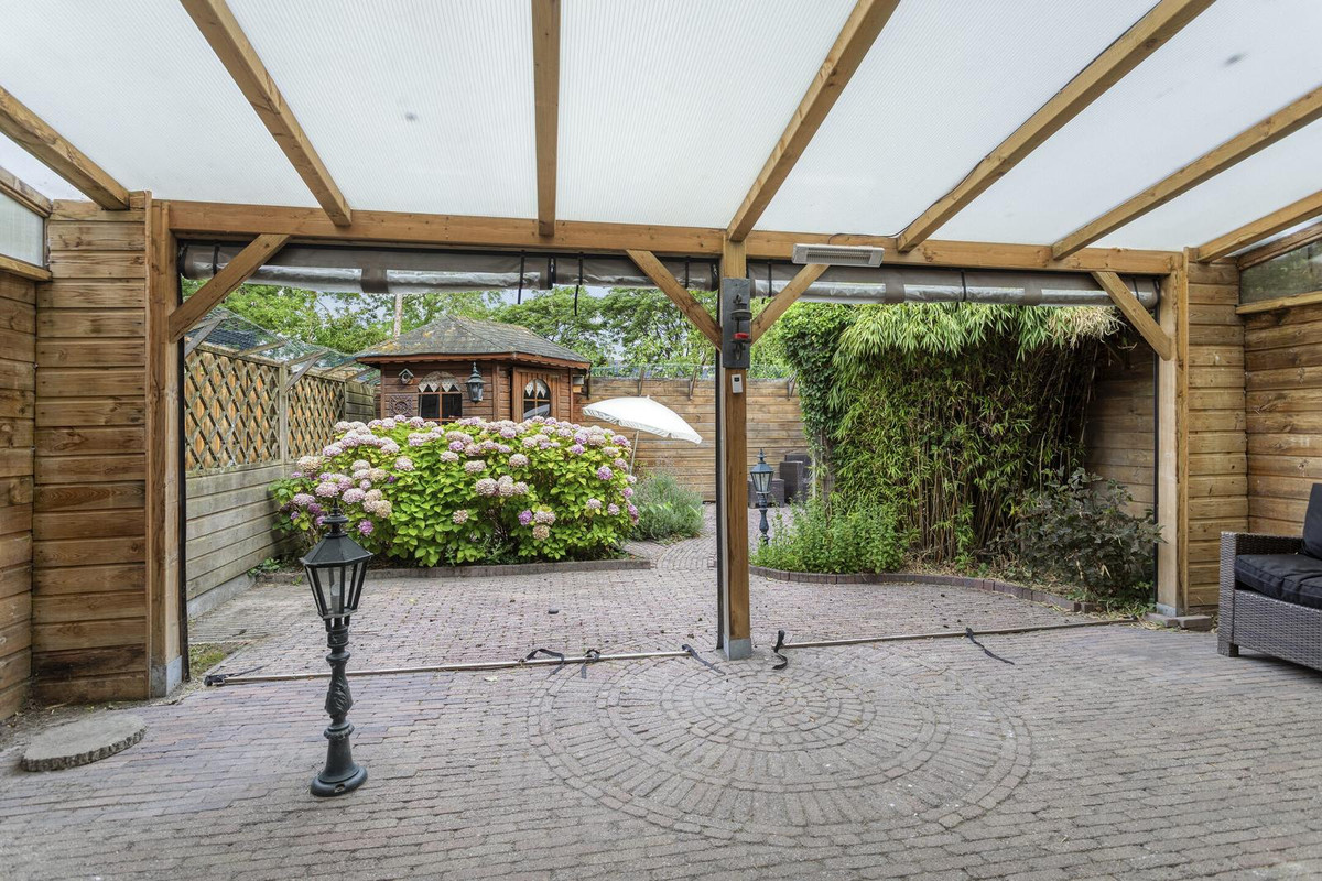 Tussenwoning te koop: Gouwestraat 12, Terneuzen