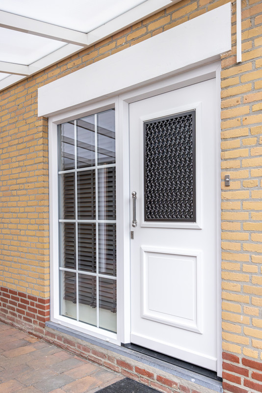 Twee-onder-één-kap te koop: Constantijn Hugostraat 13, Spaubeek