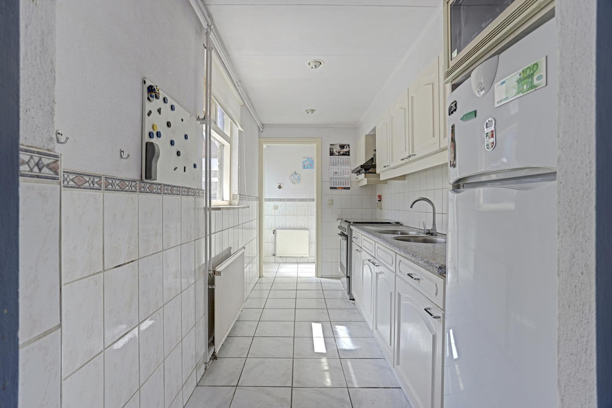 Tussenwoning te koop: Emmastraat 26, De Lier