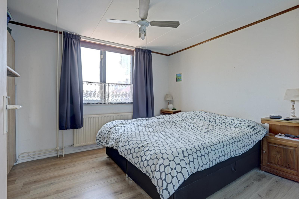Tussenwoning te koop: Emmastraat 26, De Lier