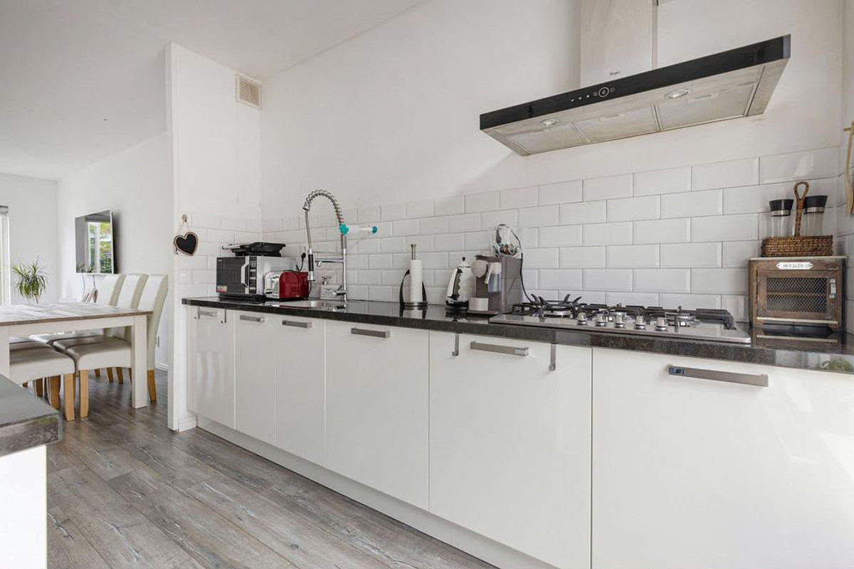 Hoekwoning te koop: Achterwerf 97, Almere