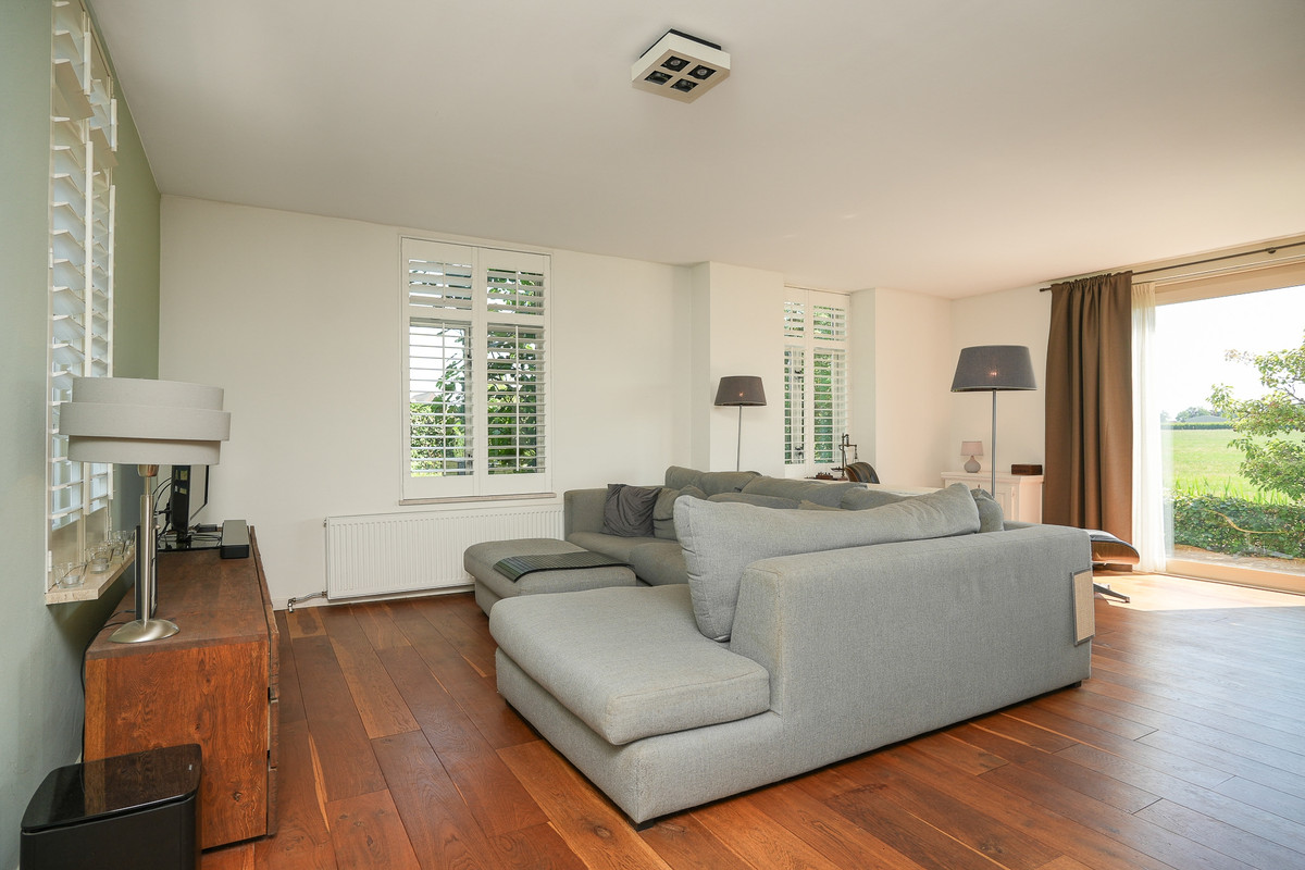 Vrijstaande woning te koop: Breezij 17, Rhenoy