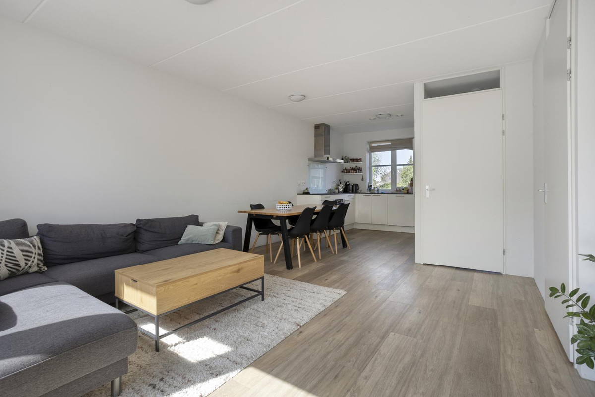 Tussenwoning te koop: Ploegschaar 9, Voorthuizen