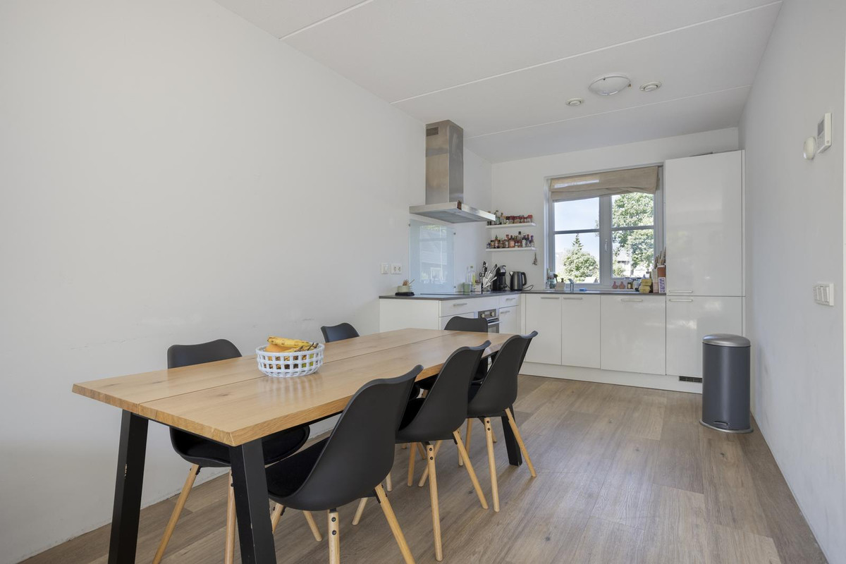 Tussenwoning te koop: Ploegschaar 9, Voorthuizen