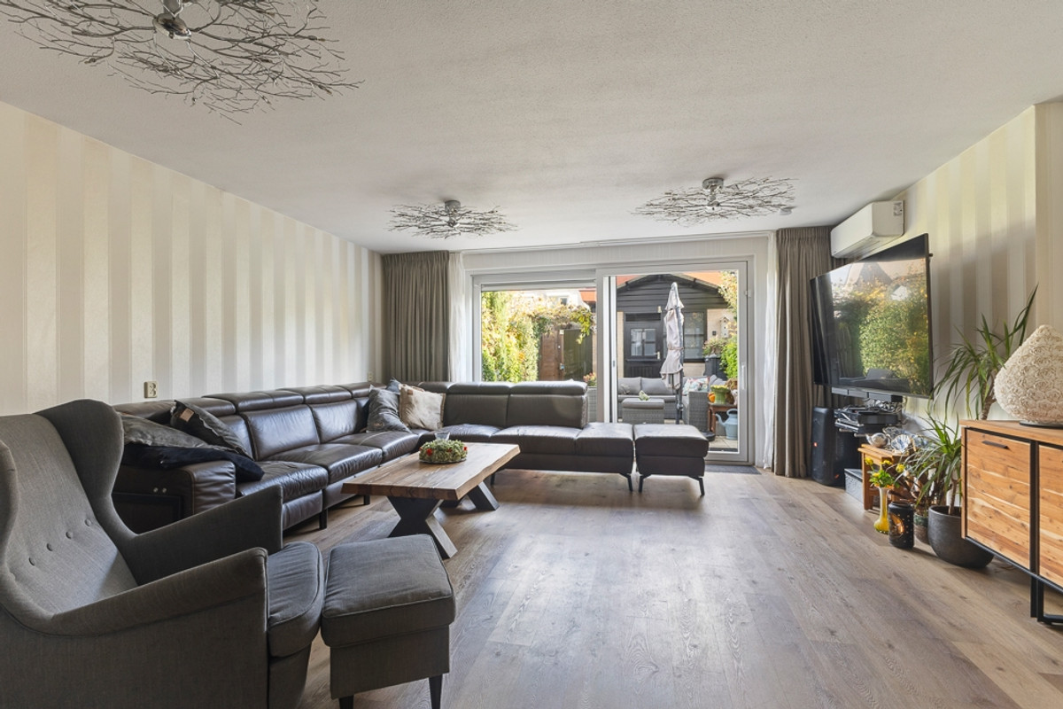 Tussenwoning te koop: Baanvak 79, Aalsmeer