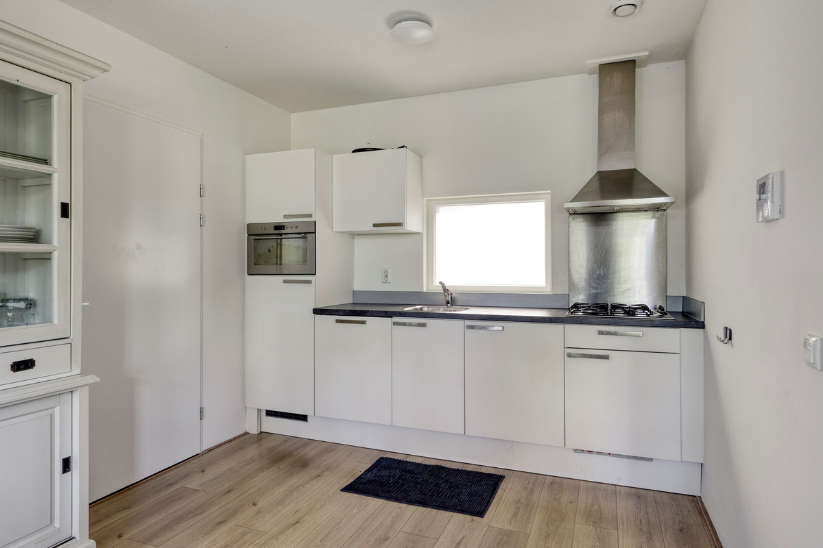 Appartement te koop: Pieter Van Damstraat 42F, Almere