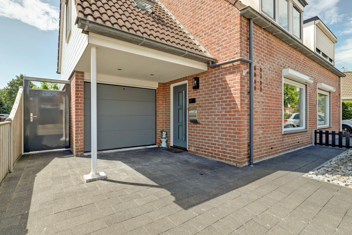 Twee-onder-één-kap te koop: Veersegat 26, Arnemuiden