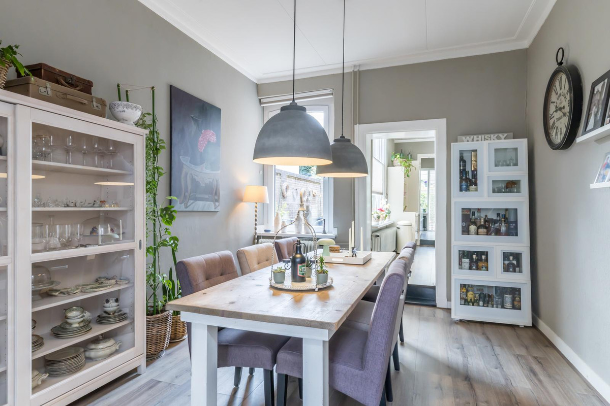 Tussenwoning te koop: Overbroekerstraat 25, Hoensbroek