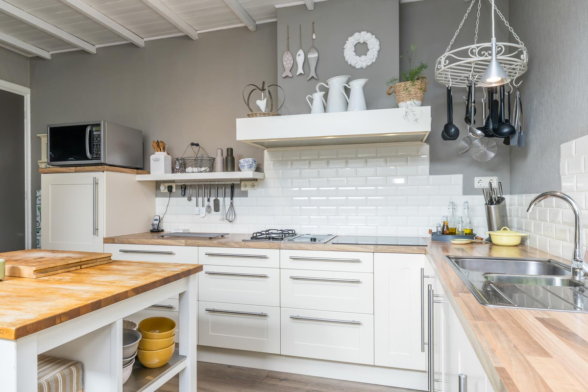 Tussenwoning te koop: Overbroekerstraat 25, Hoensbroek