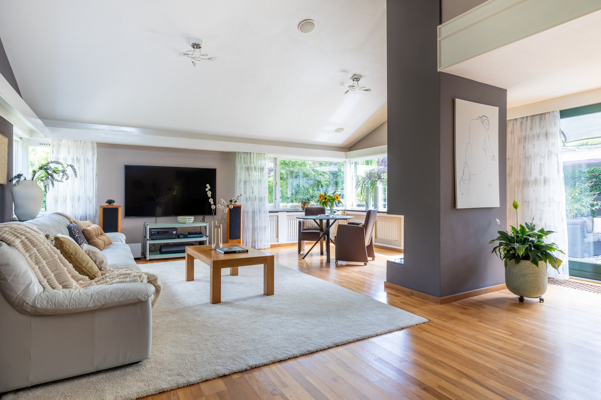 Vrijstaande woning te koop: Kofschip 2, Barendrecht