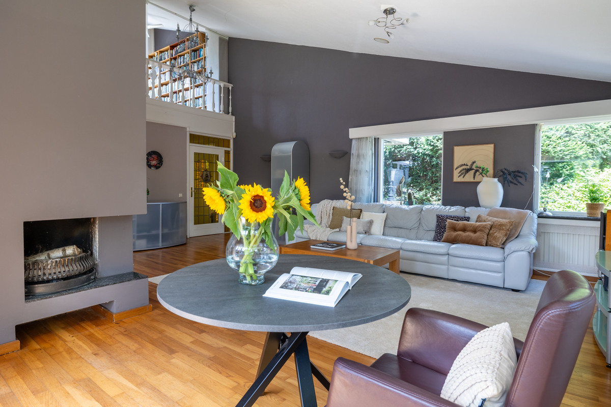 Vrijstaande woning te koop: Kofschip 2, Barendrecht