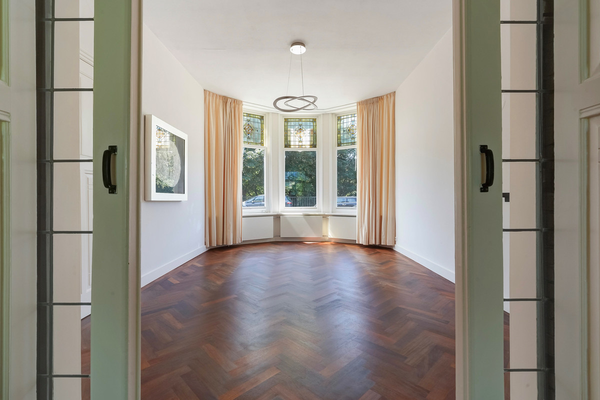 Tussenwoning te koop: Kranenburgweg 33, 'S-Gravenhage