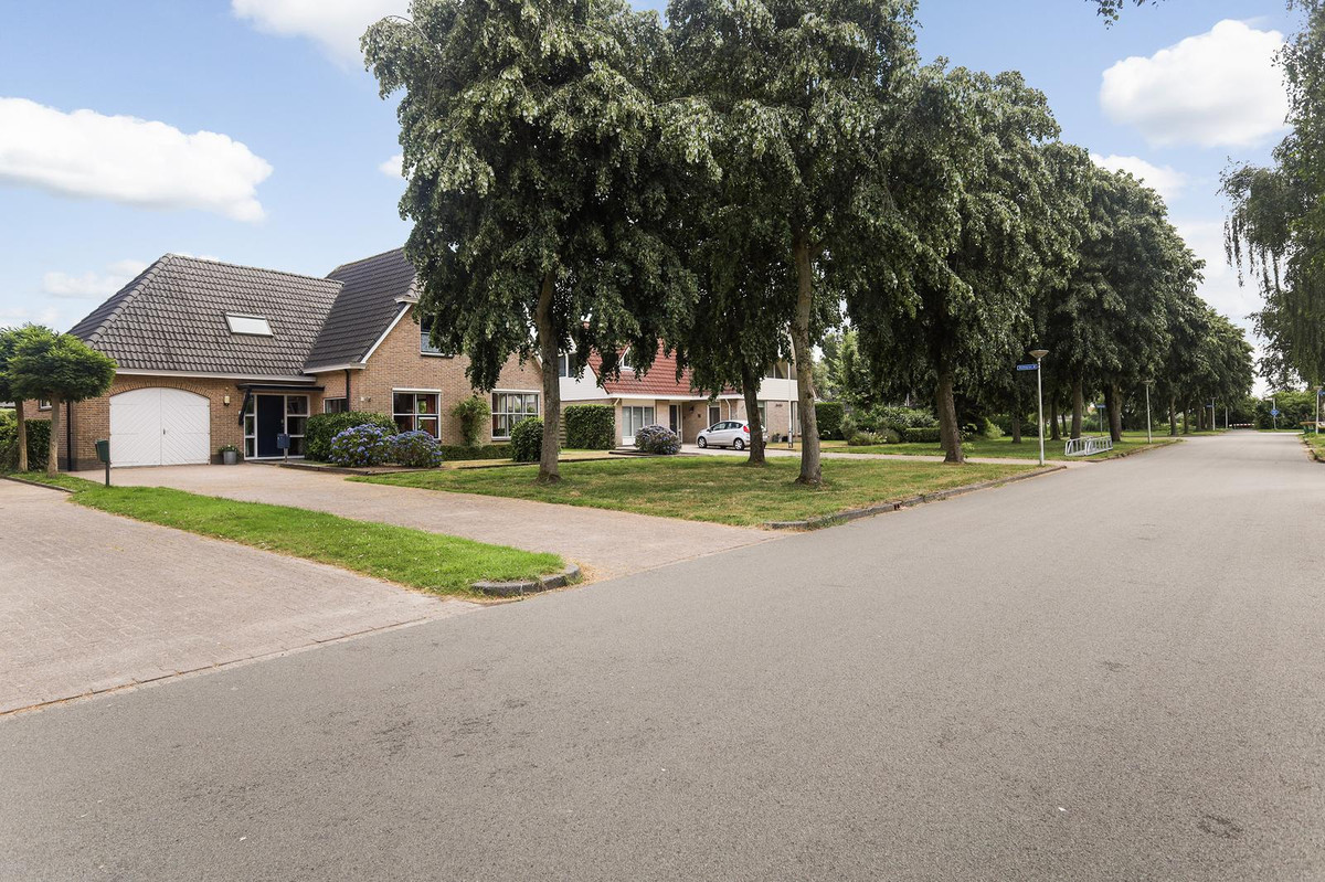 Vrijstaande woning te koop: Gele Lis 3, Buitenpost