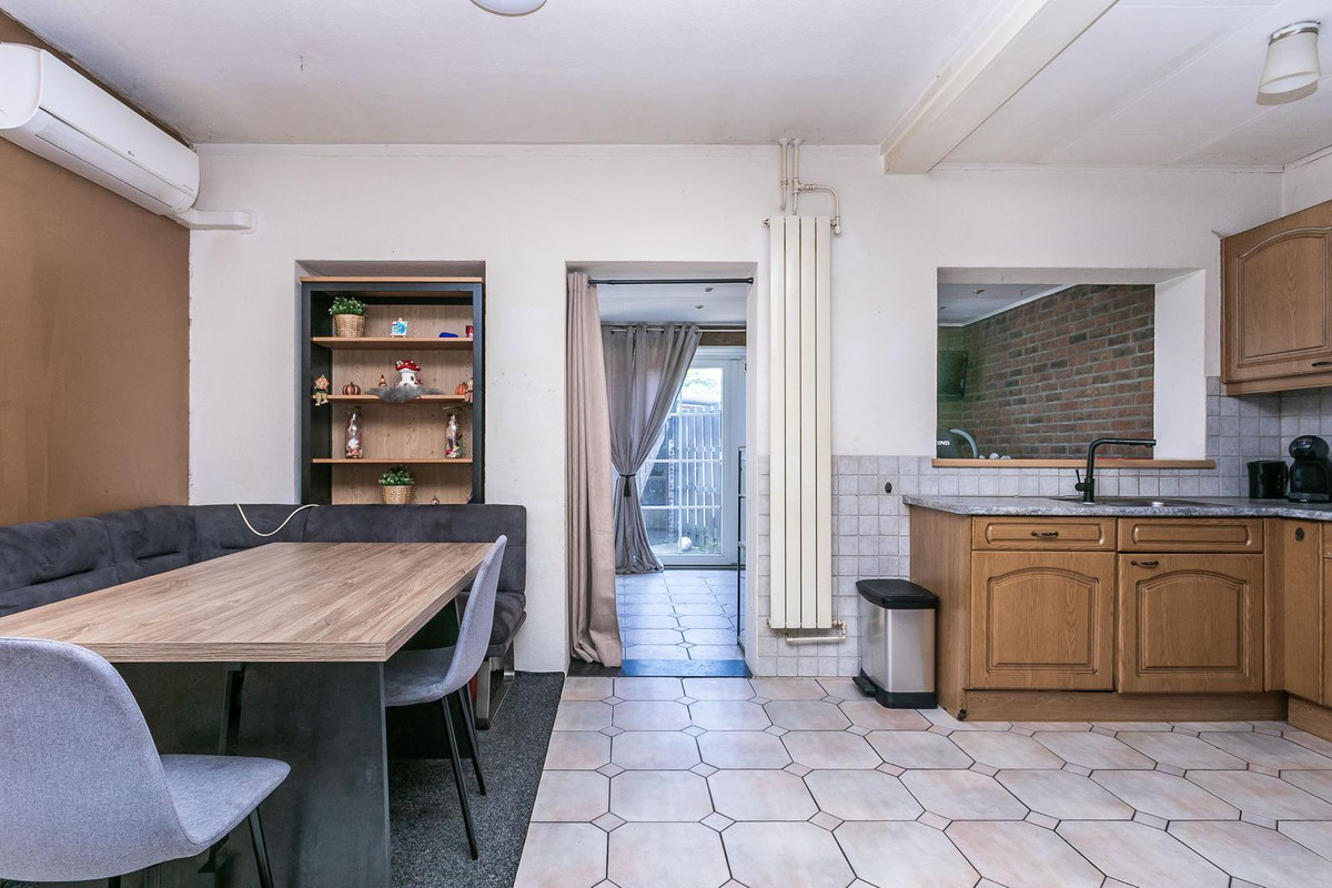 Tussenwoning te koop: Jonker Cluttstraat 51, Brunssum