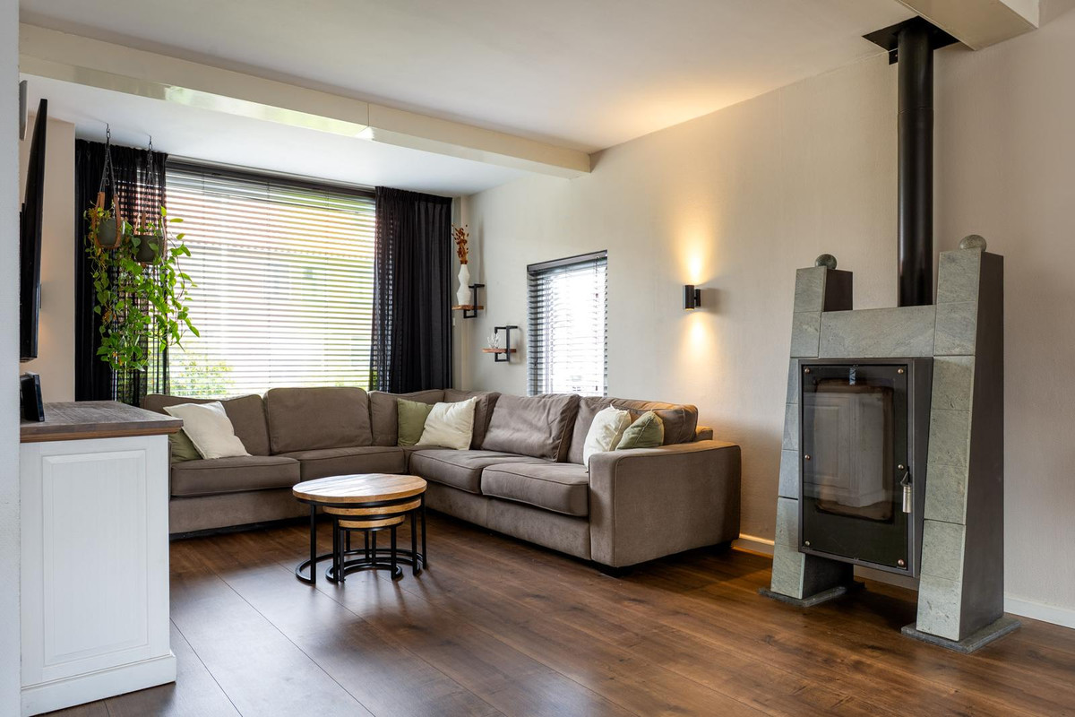 Twee-onder-één-kap te koop: Maststraat 18, Hoogerheide