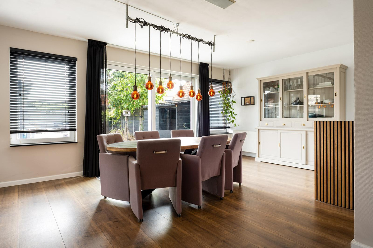 Twee-onder-één-kap te koop: Maststraat 18, Hoogerheide