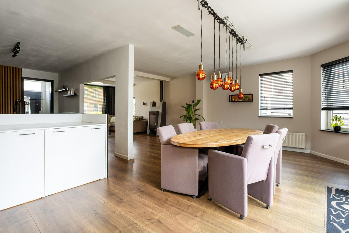 Twee-onder-één-kap te koop: Maststraat 18, Hoogerheide