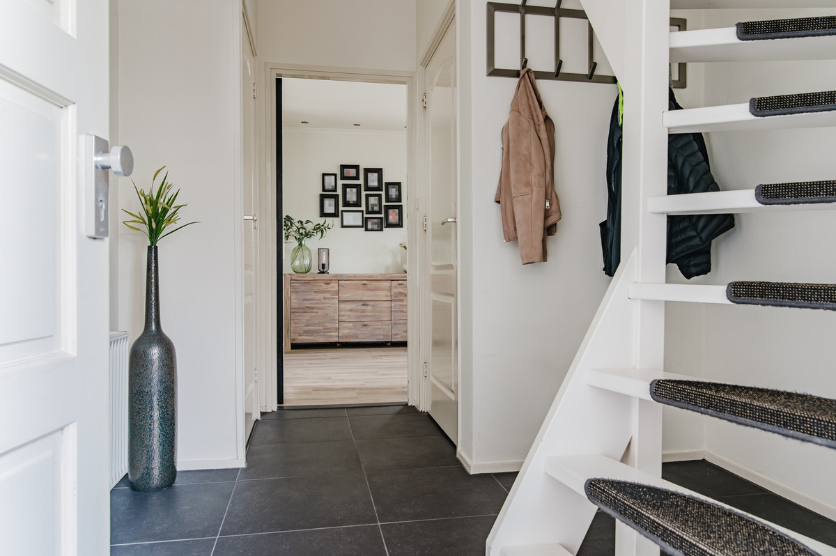 Vrijstaande woning te koop: Burgemeester van der Veenweg 18, Ossenzijl