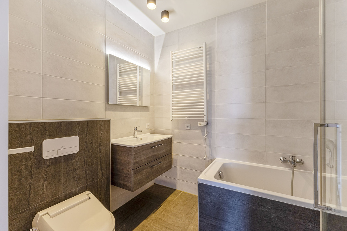 Appartement te huur: Eef Kamerbeekstraat 590, Amsterdam