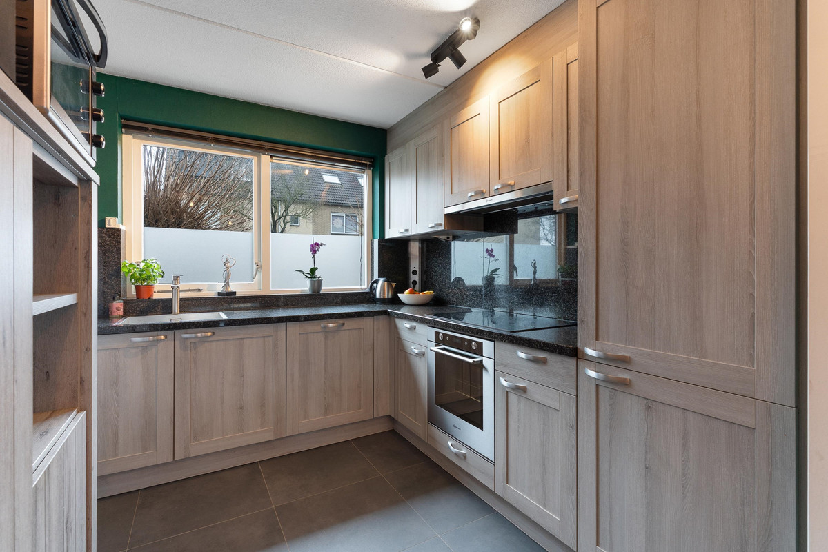 Hoekwoning te koop: Swingstraat 2, Almere
