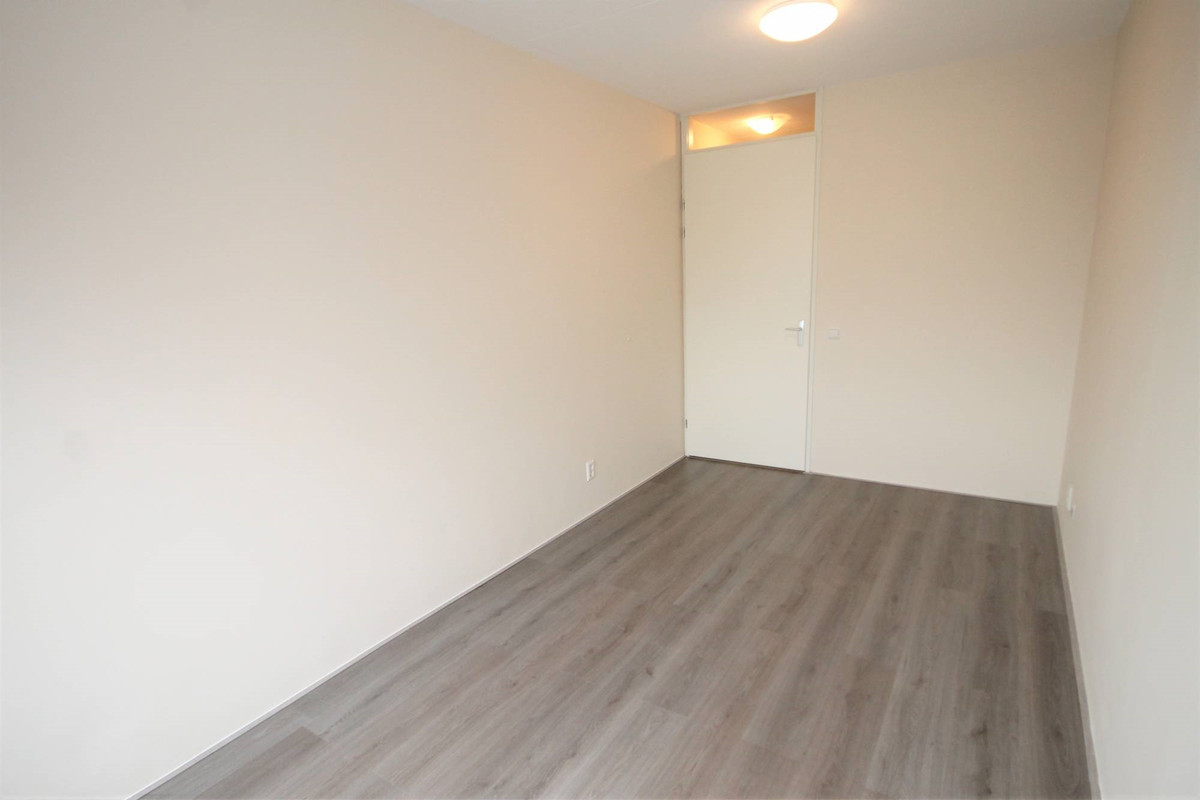 Appartement te huur: Simon Carmiggelthof 95, 'S-Gravenhage