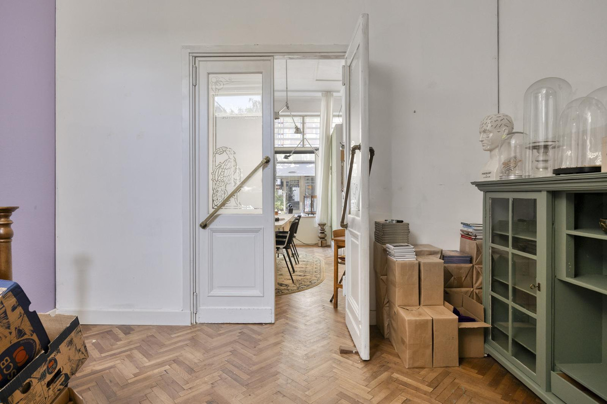 Tussenwoning te koop: Korvelseweg 34, Tilburg