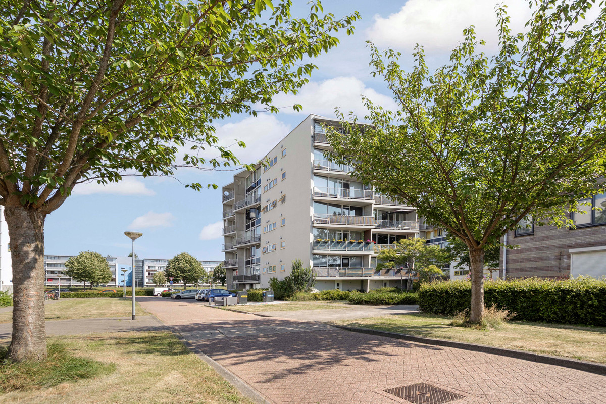 Appartement te koop: Cinemadreef 284, Almere