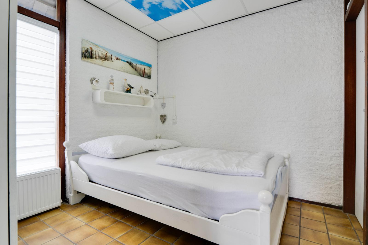 Vrijstaande woning te koop: De Toekomst 132, Ouddorp