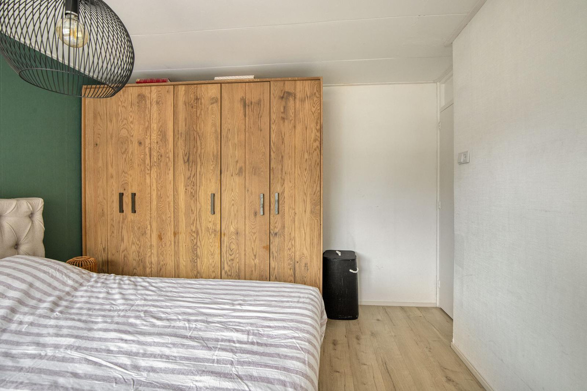 Tussenwoning te koop: Tulpenstraat 3, Rozenburg