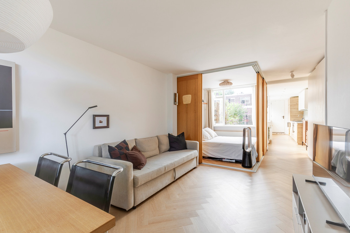 Tussenwoning te koop: Jodocus van Lodensteinstraat 17, Utrecht