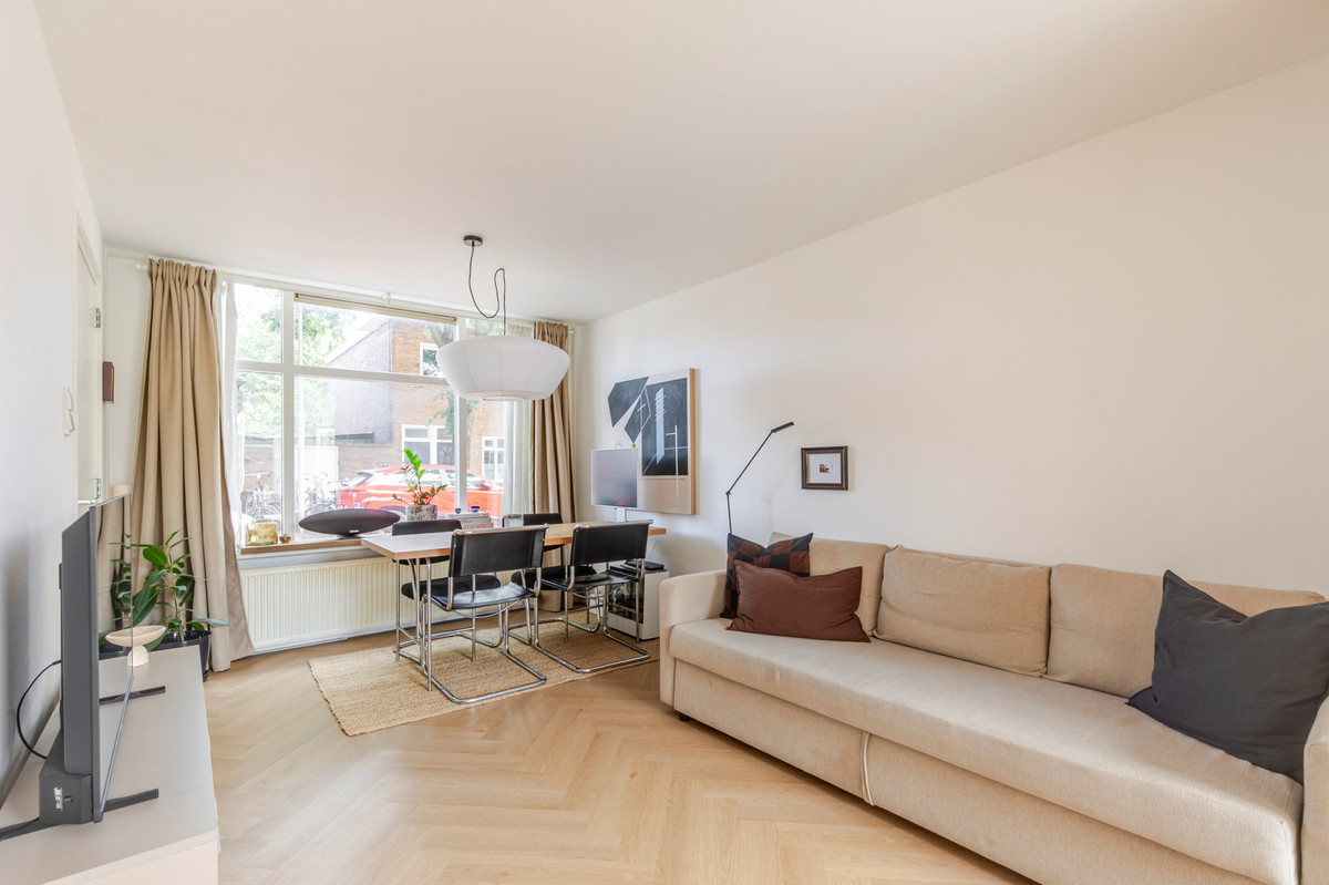 Tussenwoning te koop: Jodocus van Lodensteinstraat 17, Utrecht
