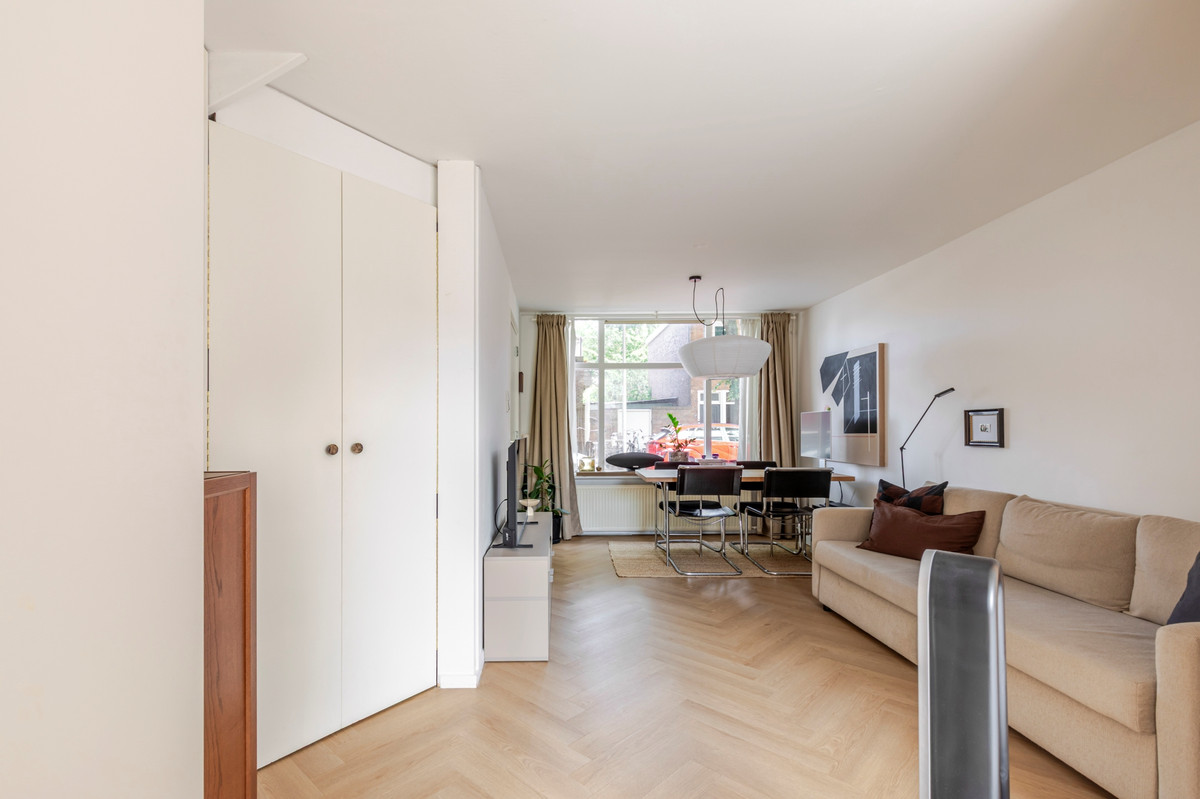 Tussenwoning te koop: Jodocus van Lodensteinstraat 17, Utrecht