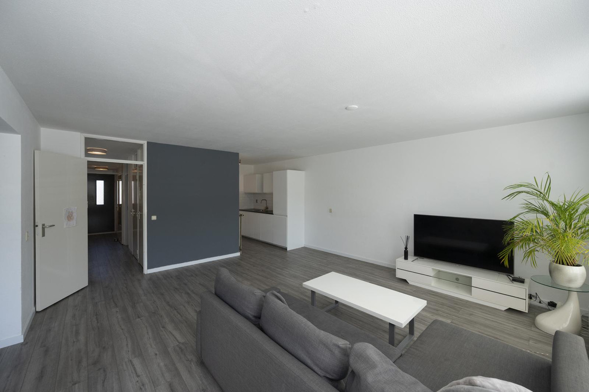 Appartement te koop: Wijsgeerbaan 14, Almere