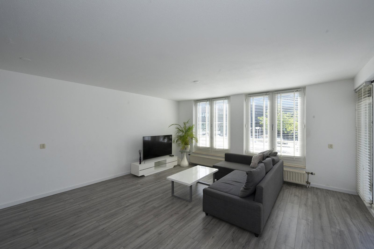Appartement te koop: Wijsgeerbaan 14, Almere