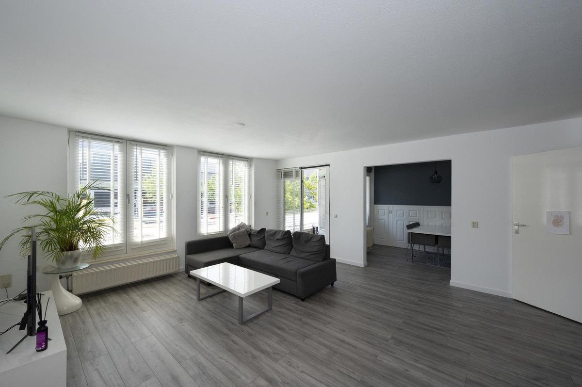 Appartement te koop: Wijsgeerbaan 14, Almere