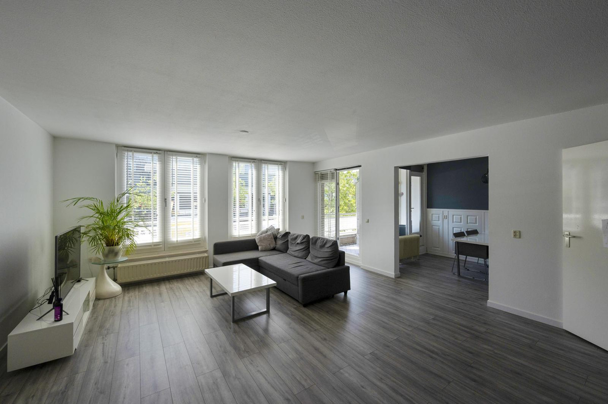 Appartement te koop: Wijsgeerbaan 14, Almere
