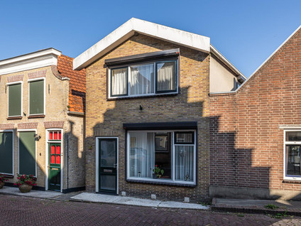 Voorstraat 6