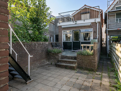 Voorstraat 6