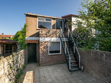 Voorstraat 6